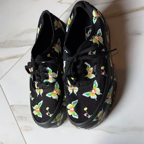 LIMITED EDITION Vans classic Black Canvas Sneakers platform Butterfly Print - Picture 3 of 15